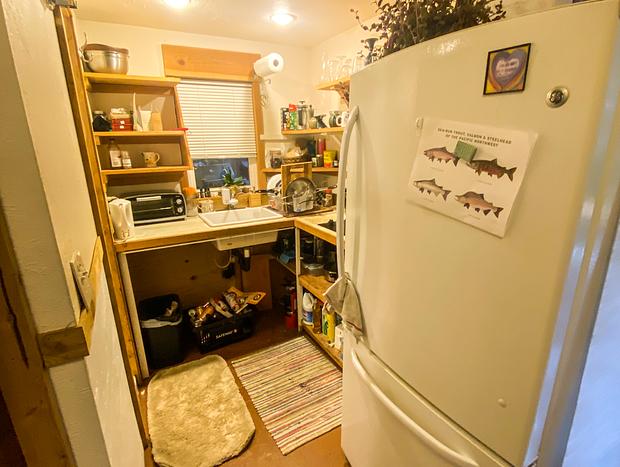 Photo 12 for Caretakers Cottage - Cedar Sauna & Hot Tub