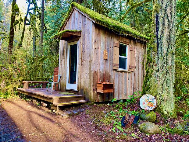 Photo 4 for Glamping Cabin Three - Cedar Sauna & Hot Tub