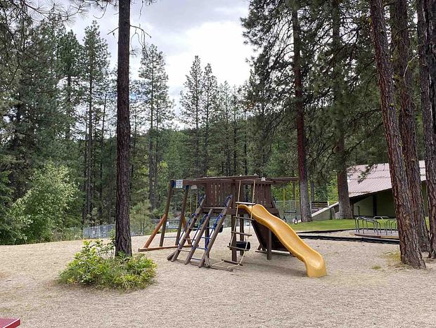 Photo 43 for Ponderosa Leavenworth Getaway