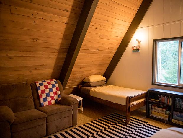 Photo 39 for Beautiful Cozy Riverfront A-Frame Cabin & Hot tub