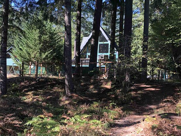 Photo 66 for Beautiful Cozy Riverfront A-Frame Cabin & Hot tub
