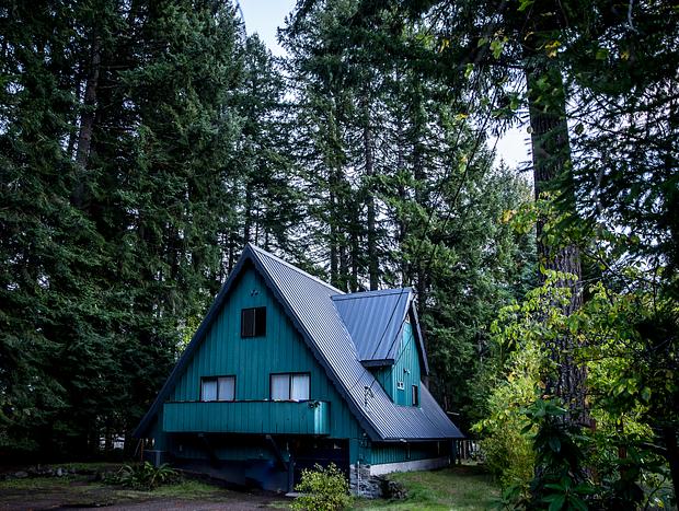 Photo 67 for Beautiful Cozy Riverfront A-Frame Cabin & Hot tub