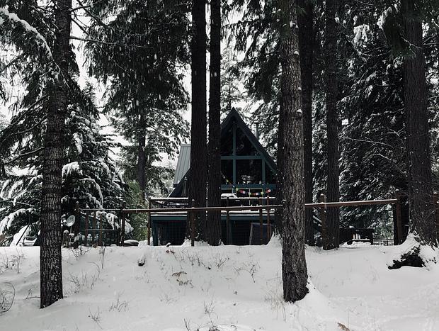 Photo 131 for Beautiful Cozy Riverfront A-Frame Cabin & Hot tub