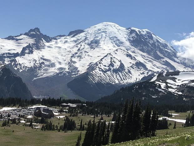 Photo 83 for Rainier Retreat Close To White Pass