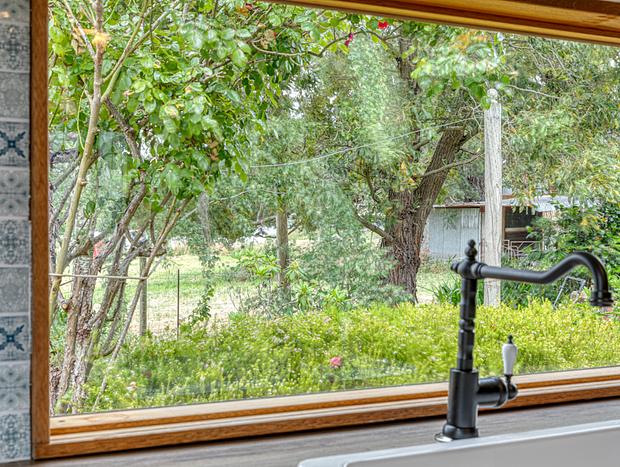 Photo 10 for Jory Cottage Creswick - Built 1860 near Daylesford