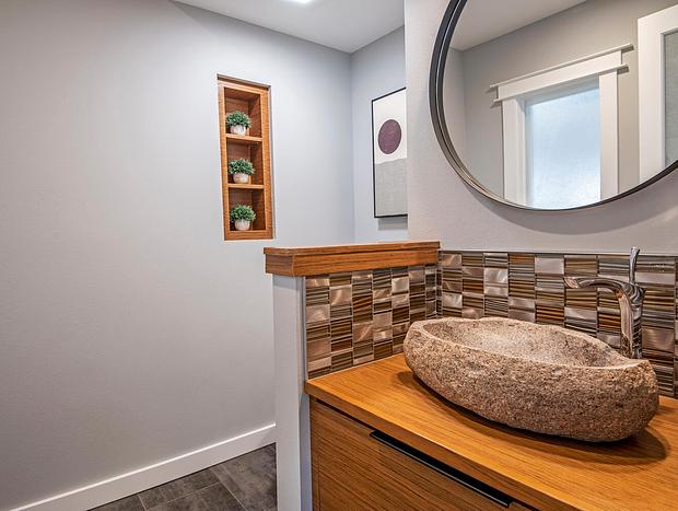 Photo 33 for Sunstone Retreat - Luxury Living w/Mountain Views