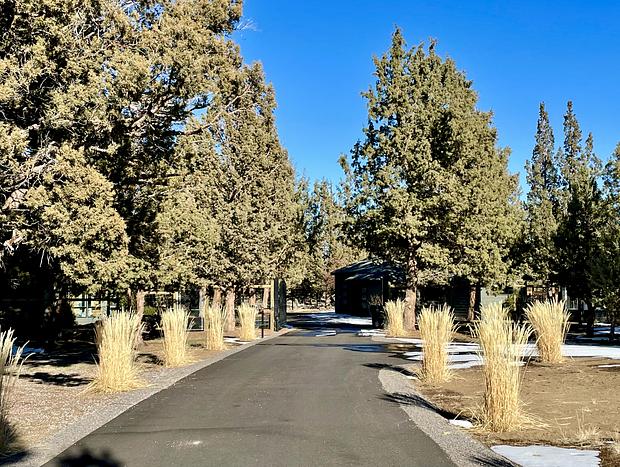 Photo 52 for Sunstone Retreat - Luxury Living w/Mountain Views