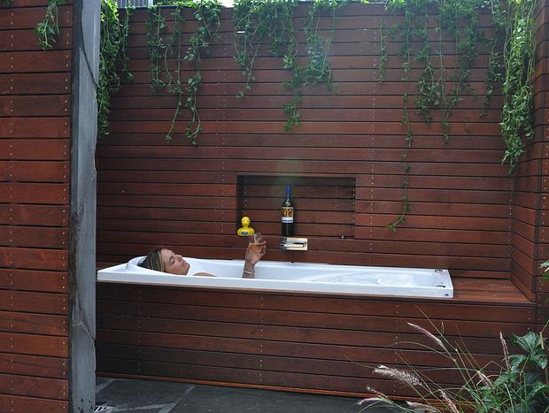 Photo 14 for The Nook in Tootgarook - Studio with outdoor spa bath & shower