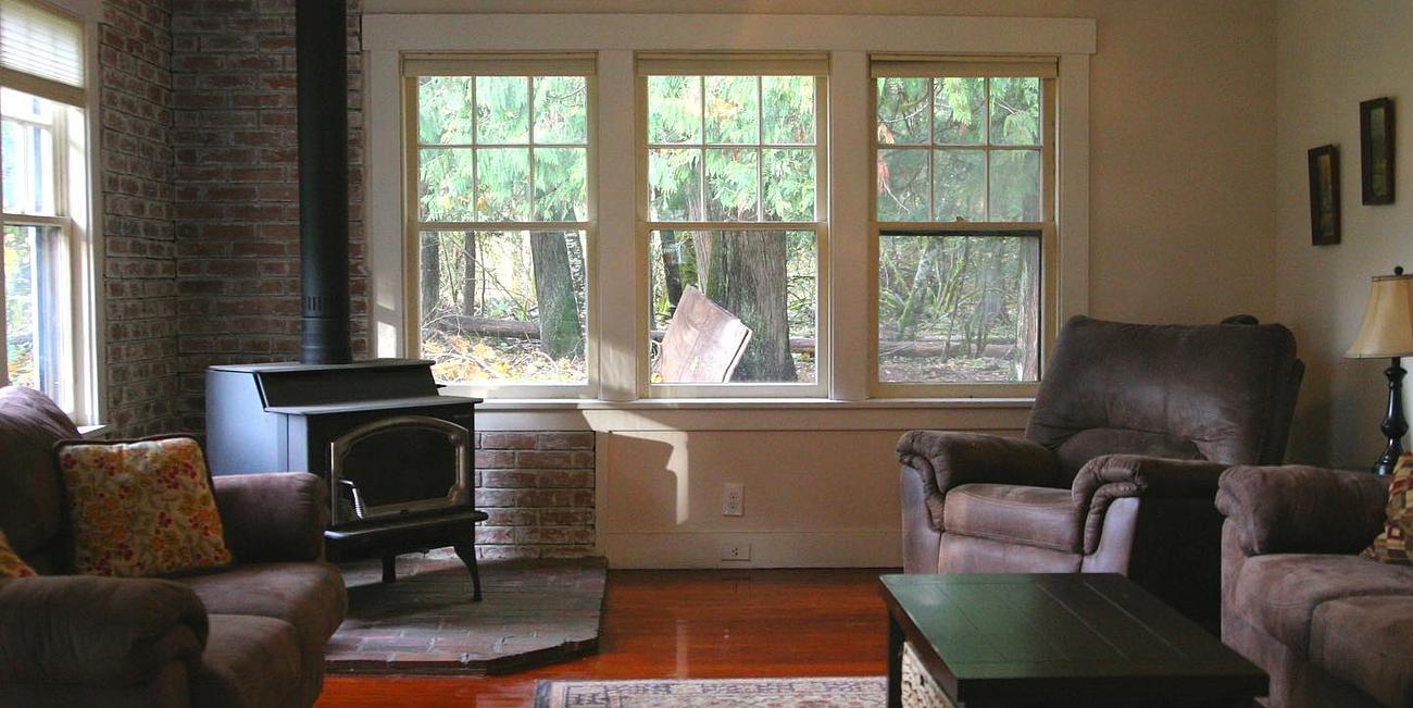 Packwood Chief Ranger Cabin Cabin for Rent in Packwood, Mount Rainier