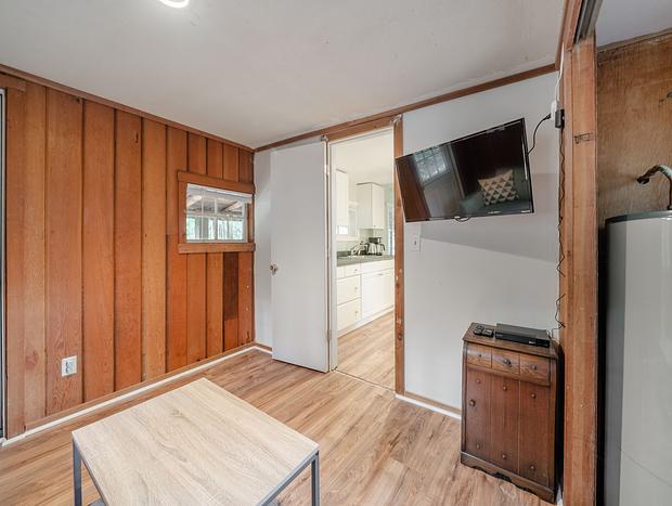 Photo 9 for McKenzie River Studio Cabin Plus