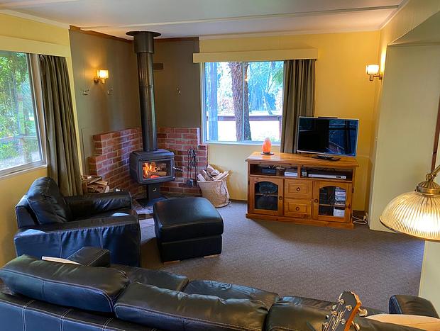Photo 8 for Top Of The Otways - Country Cottage
