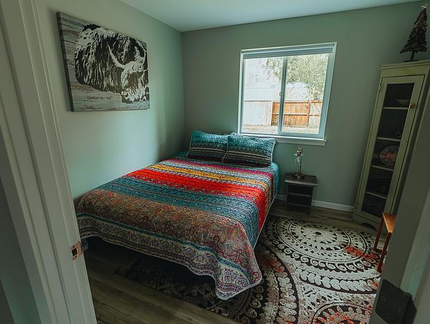 Photo 8 for Comfy & Cozy Ashford Cabin
