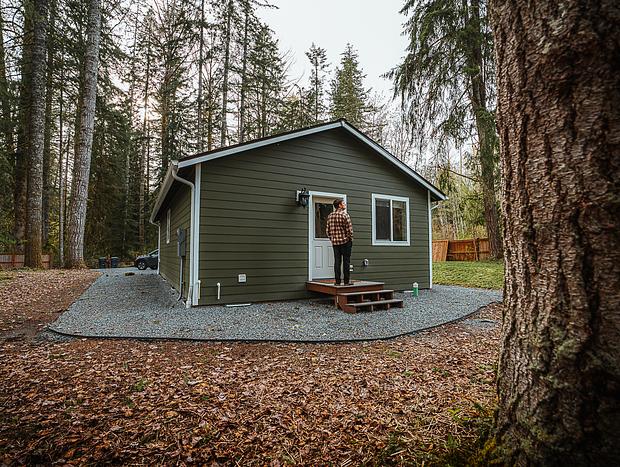 Photo 11 for Comfy & Cozy Ashford Cabin