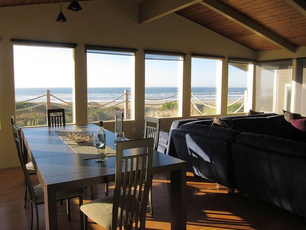 Photo 20 for Seaweed Beach Front on Heceta Beach