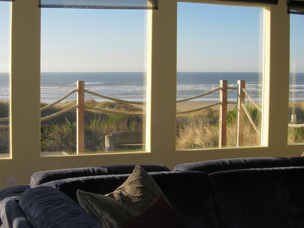 Photo 6 for Seaweed Beach Front on Heceta Beach