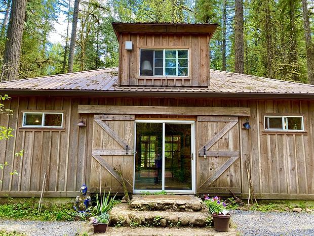 Photo 19 for Futuristic Forest Find - Jupe Cabin With Hot Tub Sauna