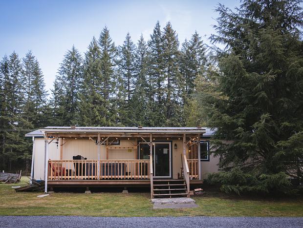 Photo 23 for Homey Hideaway Among the Trees