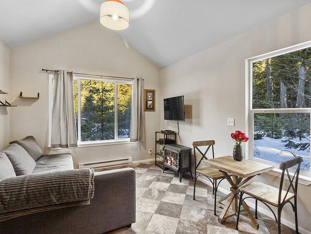 Photo 4 for Cozy Tiny Home Steps Away From Mt. Rainier