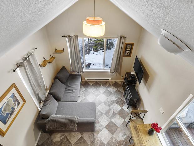Photo 6 for Cozy Tiny Home Steps Away From Mt. Rainier