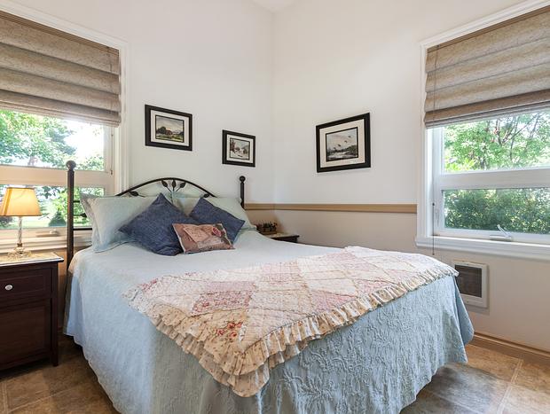 Photo 15 for Cozy Country Bungalow