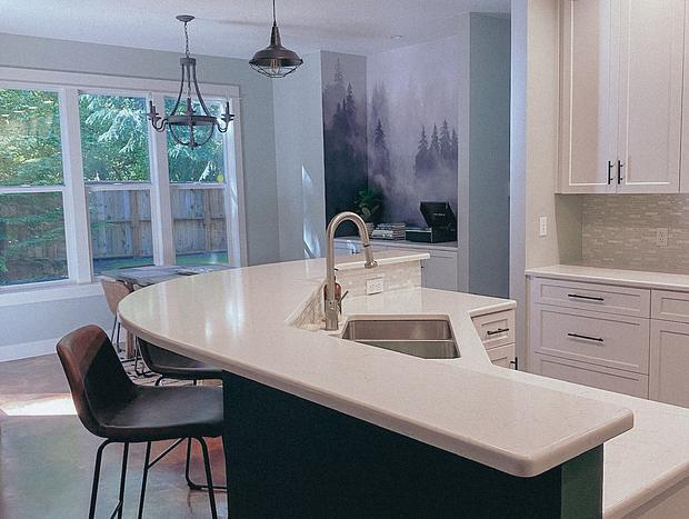 Photo 21 for The Mt. Hood Manor - Woodsy Luxury By The River