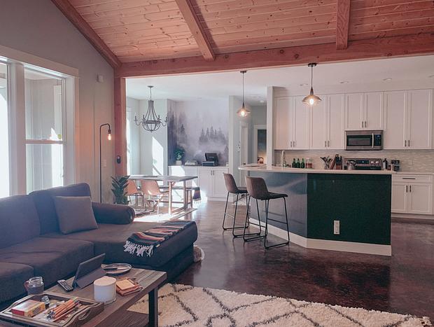 Photo 8 for The Mt. Hood Manor - Woodsy Luxury By The River