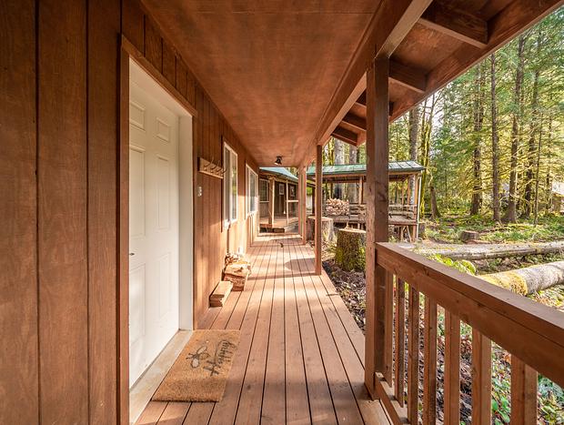 Photo 5 for McKenzie River Cozy Cabin
