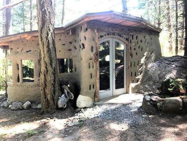 Photo 6 for Whimsical Earthen Glamping Cabin