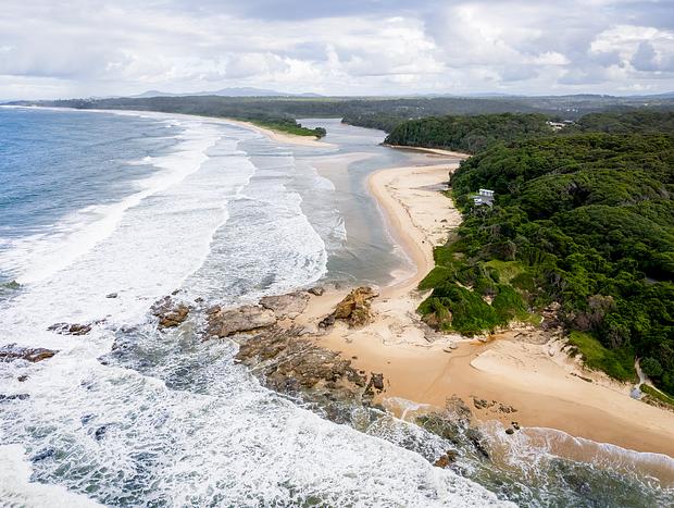 Photo 19 for Forest and Beach: the Best of Both Worlds