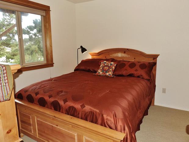 Photo 15 for Ocean View Treehouse