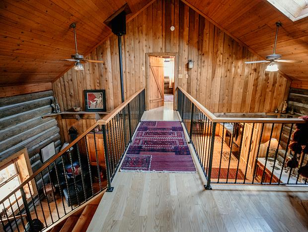 Photo 13 for Luxurious Log Cabin on a Vineyard!