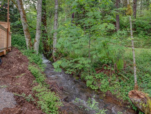Photo 18 for Cozy Cottage on Countryside Creek