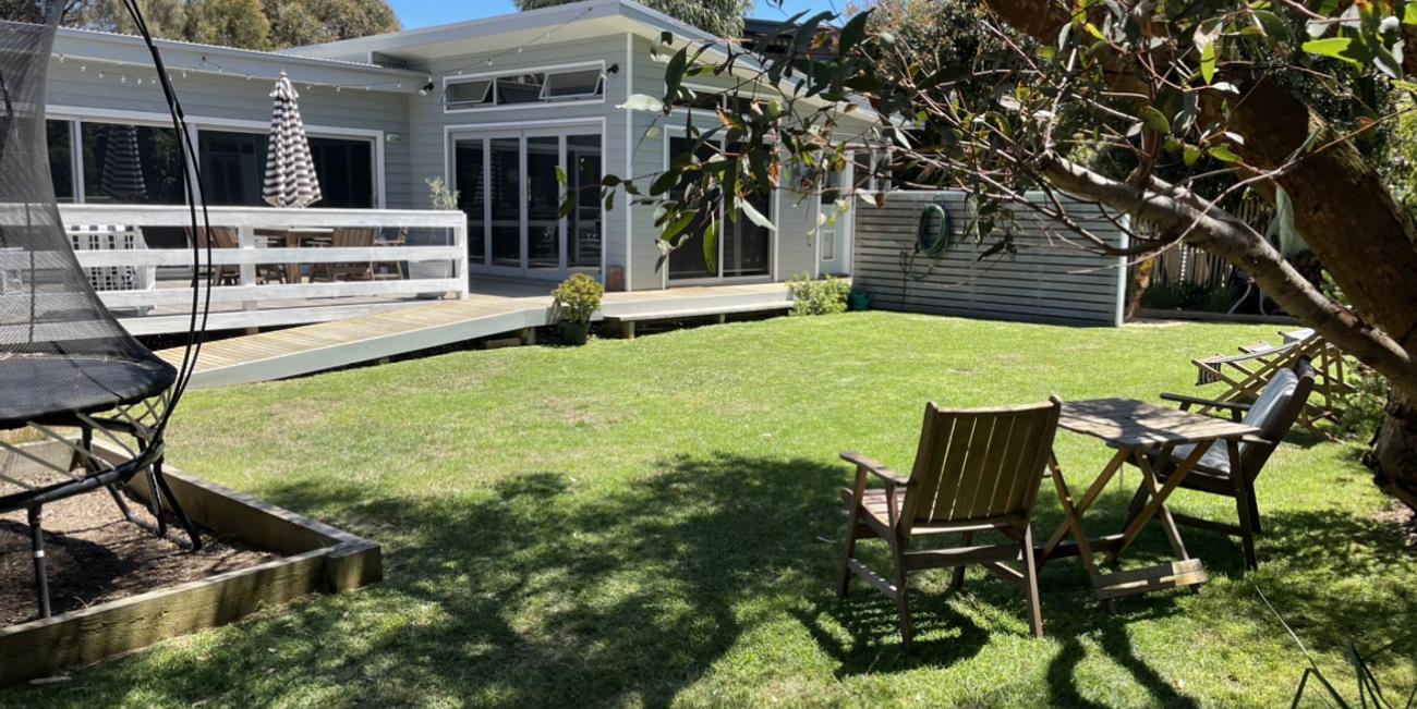 Salt on Harvey Stylish Coastal Getaway Beach house for Rent in