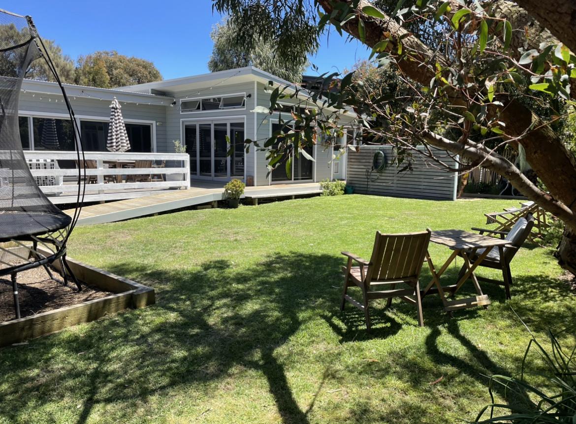 Salt on Harvey Stylish Coastal Getaway Beach house for Rent in