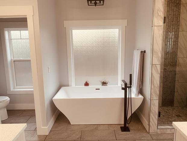 Photo 19 for Rustic Modern Custom Home Getaway with Views
