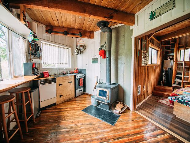 Photo 34 for Romantic Wilderness Tree House-Private Hot Tub!
