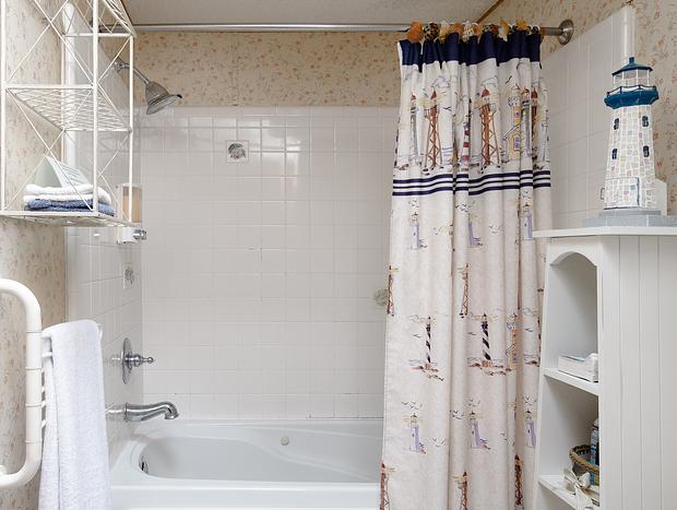 Photo 19 for Boutique Cottage - Intimately Private with Hot Tub