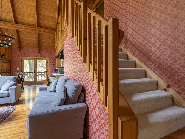 Photo 20 for Chalet with Hot Tub - Pool Table - Wood Stove - Gameroom