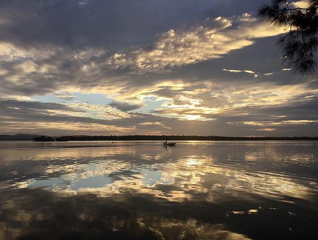 Photo 25 for Green Point Boat House - Absolute Lake Front