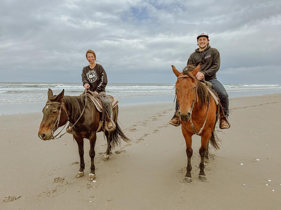 Horseback Riding at C & M Stables Riparide