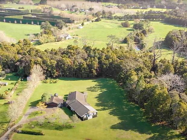 Photo 17 for Native Forest Retreat - Rosemount Green