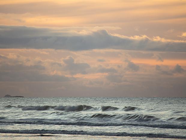 Photo 4 for Picture-Perfect Sunset at Ōhope Beach