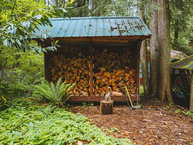 Photo 9 for Rustic Cabin Escape Near Mt Hood