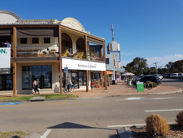 Photo 42 for Mount Martha Renovated Coastal Abode - Village & Beach
