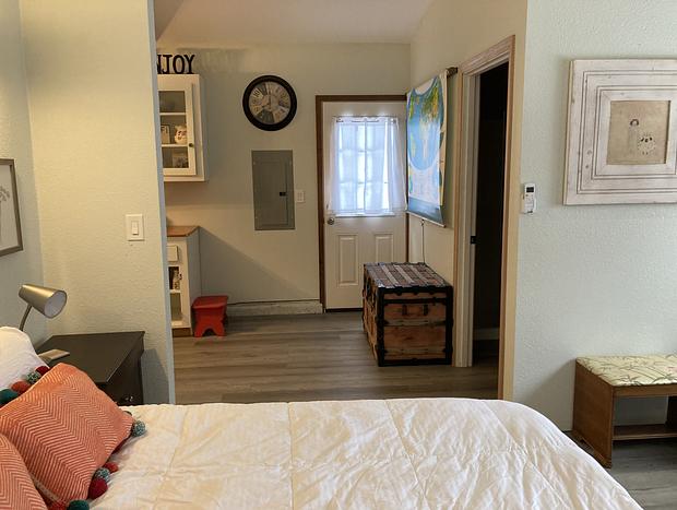 Photo 6 for Cozy Base Camp For Your Adventures In The Gorge