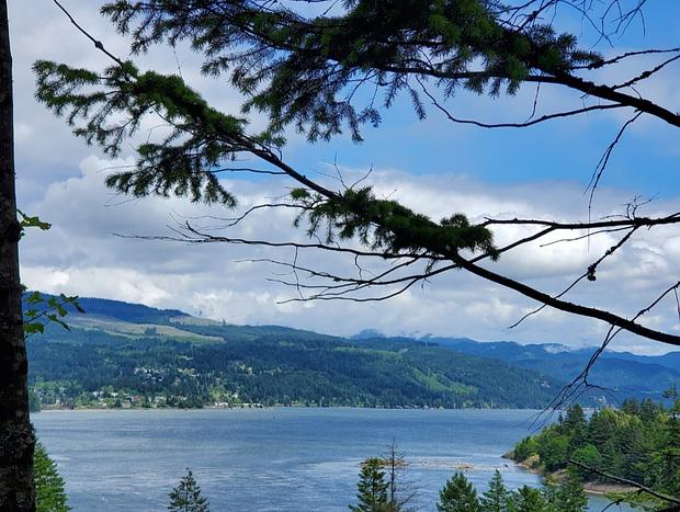 Photo 13 for Cozy Base Camp For Your Adventures In The Gorge