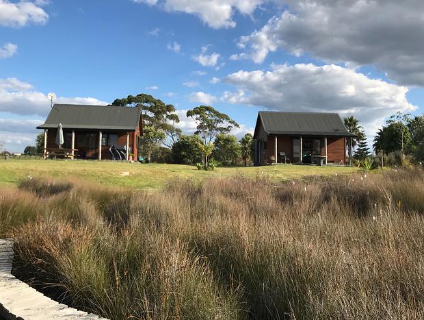 Photo 4 for Pahoia Beachfront Cabins