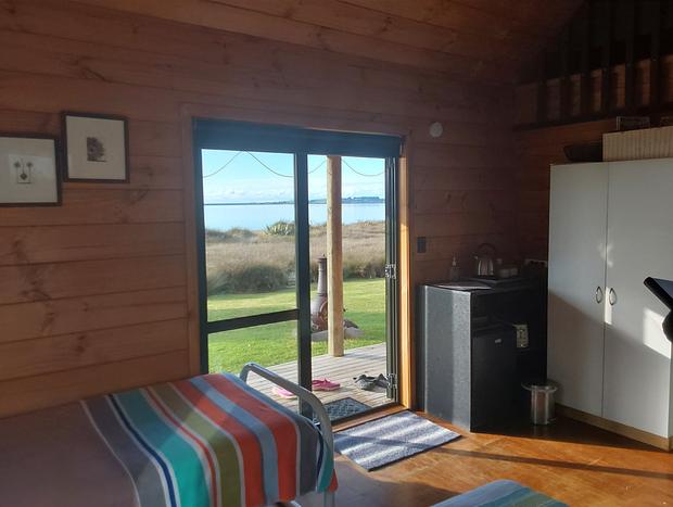 Photo 19 for Pahoia Beachfront Cabins