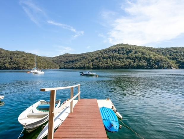 Photo 9 for The Deckhouse, Cottage Point -Couples Retreat