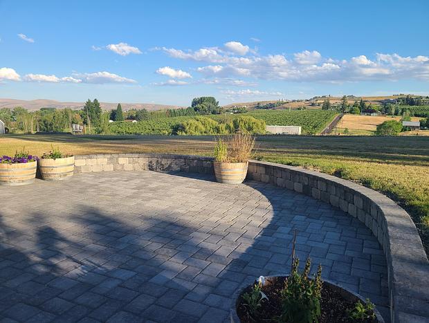 Photo 11 for Vineyard View House